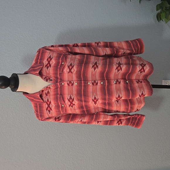 ARIAT REAL Adorable Red Serape Long Sleeve Button Snap Western Women’s Sz Large - Picture 3 of 16